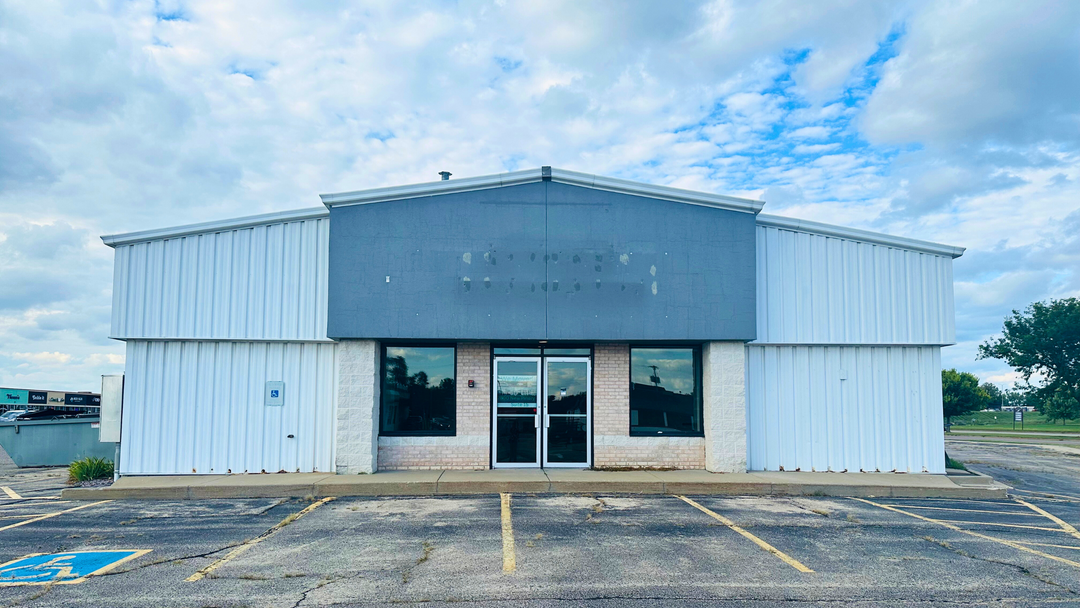 2812 New Pinery Rd - Portage, WI