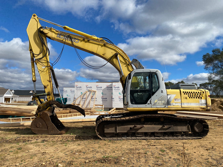 2002 Kobelco SK250LC Excavator w/ Hydraulic Thumb