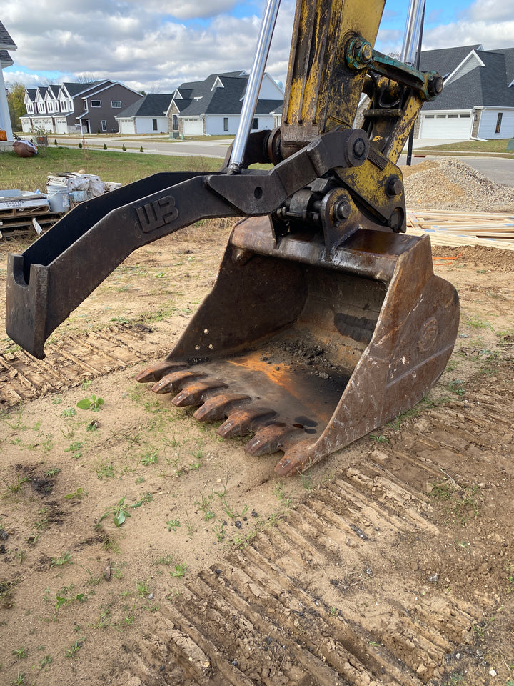 2002 Kobelco SK250LC Excavator w/ Hydraulic Thumb