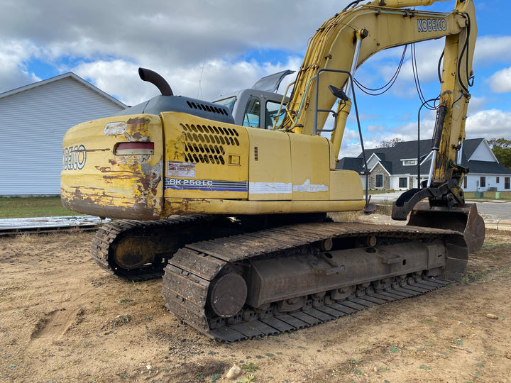 2002 Kobelco SK250LC Excavator w/ Hydraulic Thumb